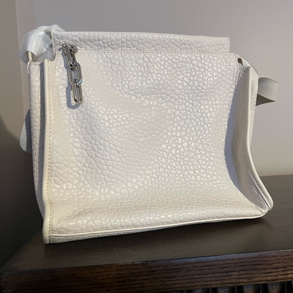 Faux Leather Look Handbag - Picture 4 of 11